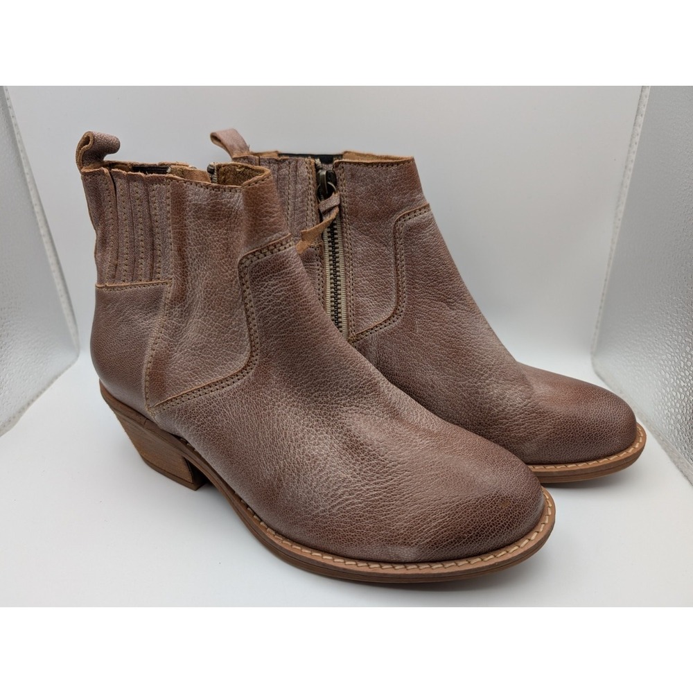 Sofft Aisley Women's Brown‎ Leather Floral Ankle Boots Size 6 Super Cute & Comfy